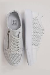 Купить Кроссовки