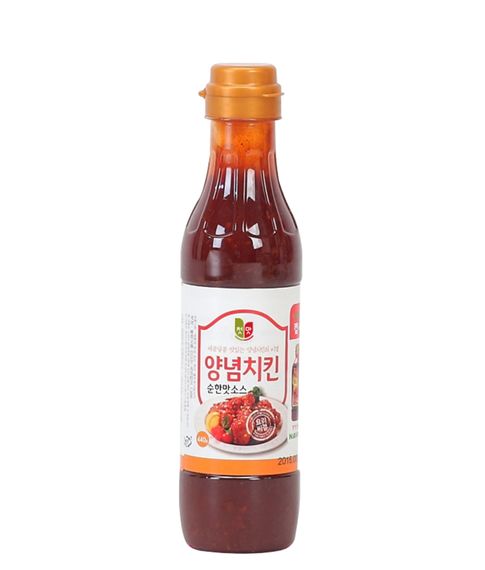 Купить Соус с мягким вкусом для блюд из птицы Chung Woo, 440 гр