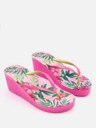 Купить Шлепанцы Champion