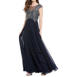 Платье XSCape xarid qilish