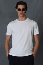 Футболка xarid qilish