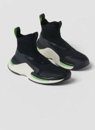 Кроссовки Zara xarid qilish