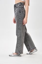 Купить Женские джинсы