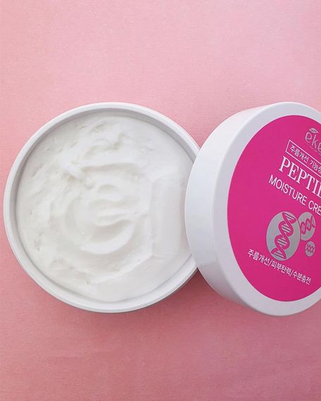 Омолаживающий крем для лица с пептидами змеиного яда Ekel Moisture Peptide Cream, 100 g