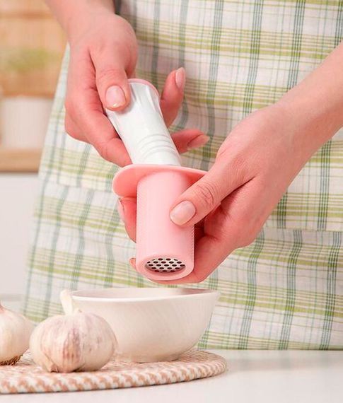 Пресс для чеснока Доляна