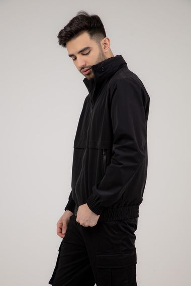 Ветровка короткая длина