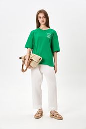 Женская футболка xarid qilish