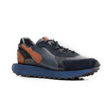 Кроссовки xarid qilish