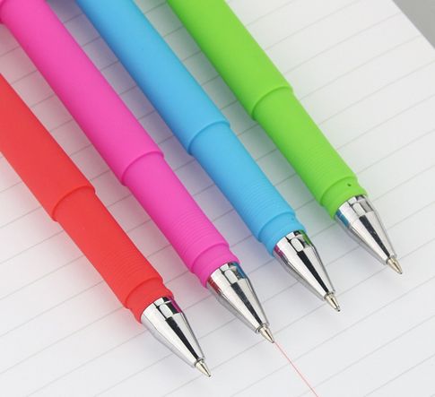 Гелевая ручка