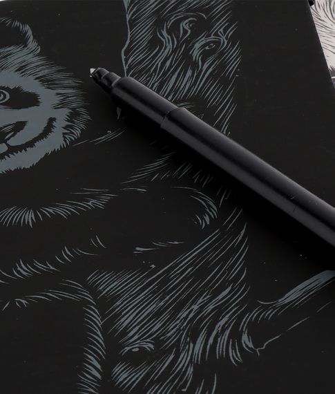 Гравюра Классика большая с эффектом серебра "Озорная панда"