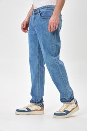 Джинсы xarid qilish