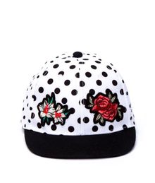 Кепка LC Waikiki xarid qilish