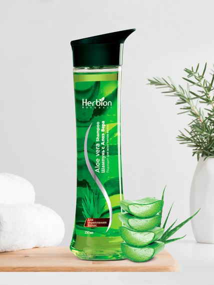Купить Шампунь с Алоэ Вера для укрепления волос, Herbion