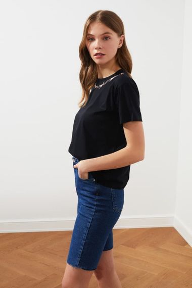 Футболка Trendyol