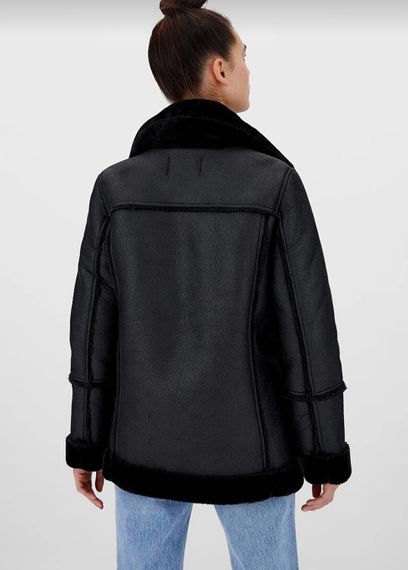 Женская куртка Stradivarius