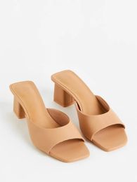 Купить Шлёпанцы H&M