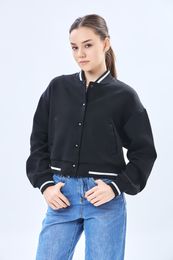 Женская ветровка короткая длина xarid qilish