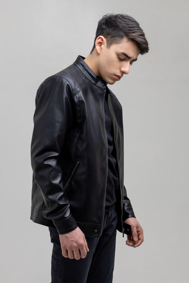 Ветровка короткая длина