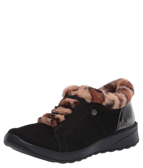 Кроссовки Bzees