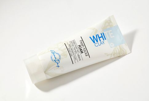 Пенка для умывания для жирной и проблемной кожи лица с белой глиной Grace Day White Clay Fresh Facial Foam, 180 ml