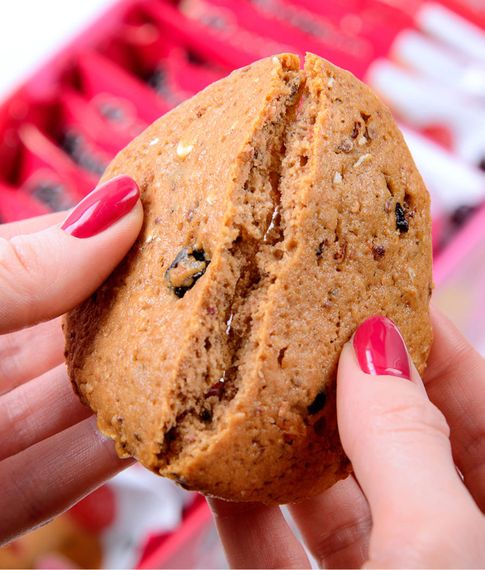 Овсяное печенье Ягодный Микс Bombbar 40г